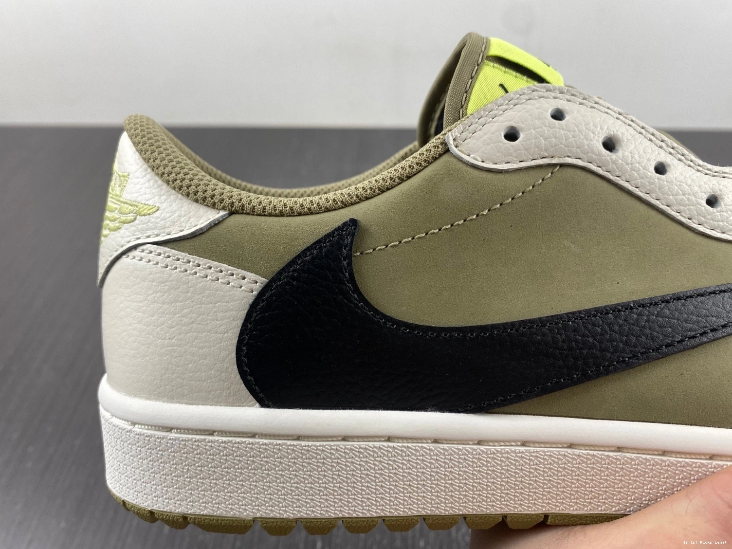 Jordan Low Neutral Retro 1 Scott Golf FZ3124-200 Travis Olive 0321